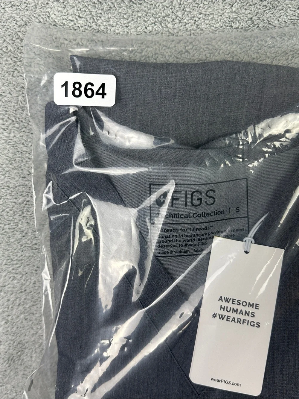 Figs Leon Two Pocket Scrub Top Mens Small Slate Gray Nurse Doctor Medical NEW
